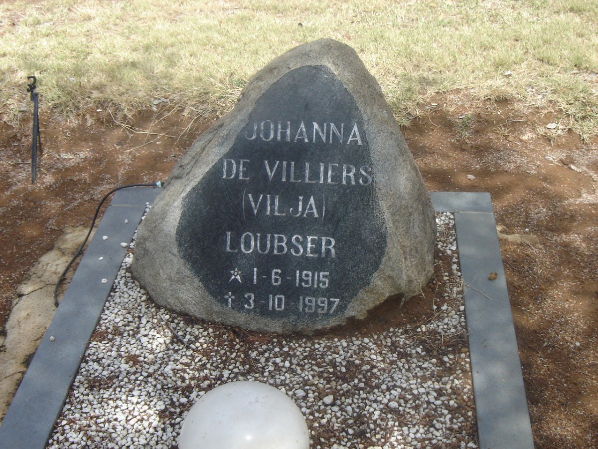 LOUBSER Johanna, DE VILLIERS 1915-1997