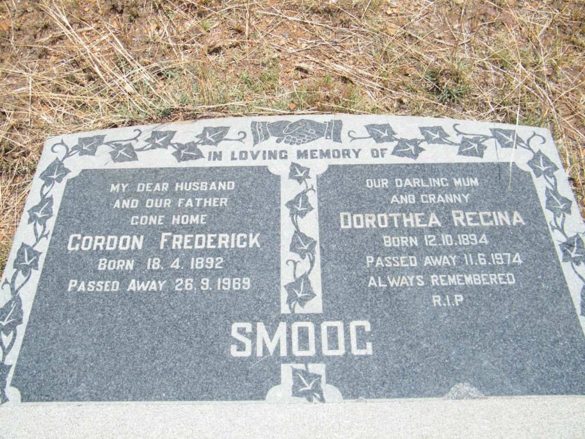 SMOOG Gordon Frederick 1892-1969 &amp; Dorothea Regina 1894-1974