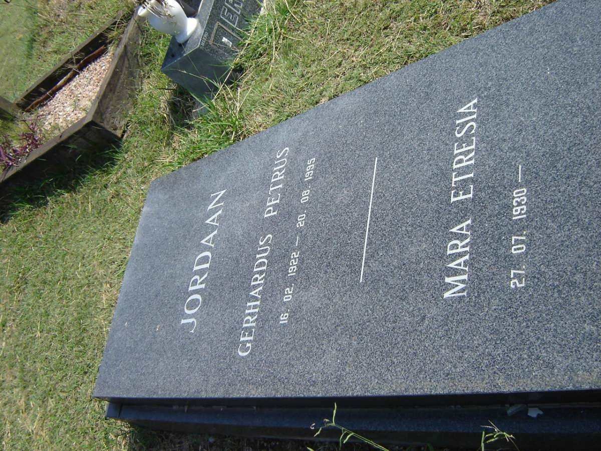 JORDAAN Gerhardus Petrus 1922-1995 &amp; Mara Etresia 1930-