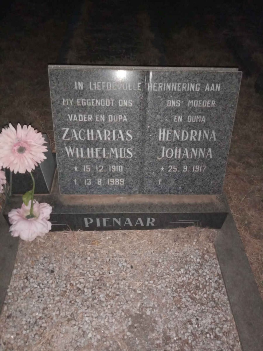 PIENAAR Zacharias Wilhelmus 1910-1989 &amp; Hendrina Johanna 1917-
