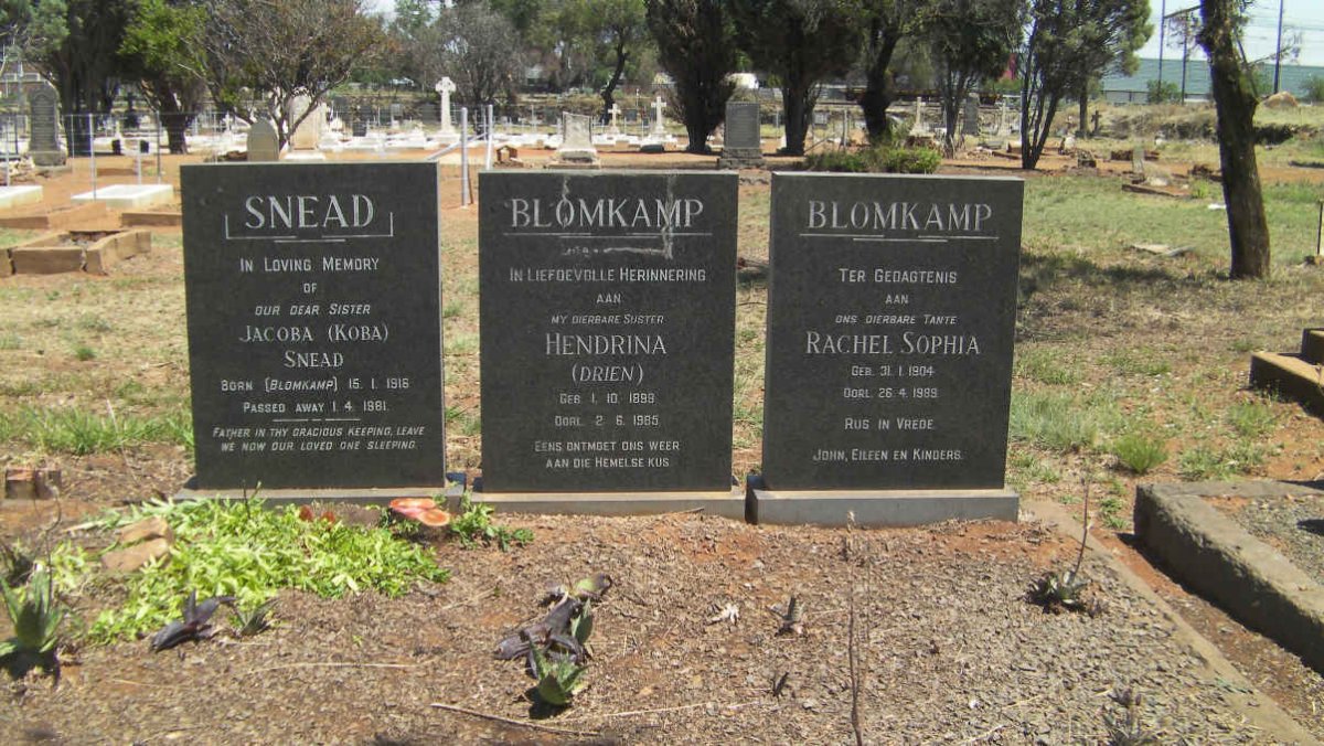 BLOMKAMP Hendrina 1899-1985 :: BLOMKAMP Rachel Sophia 1904-1989 :: SNEAD Jacoba nee BLOMKAMP 1916-1981