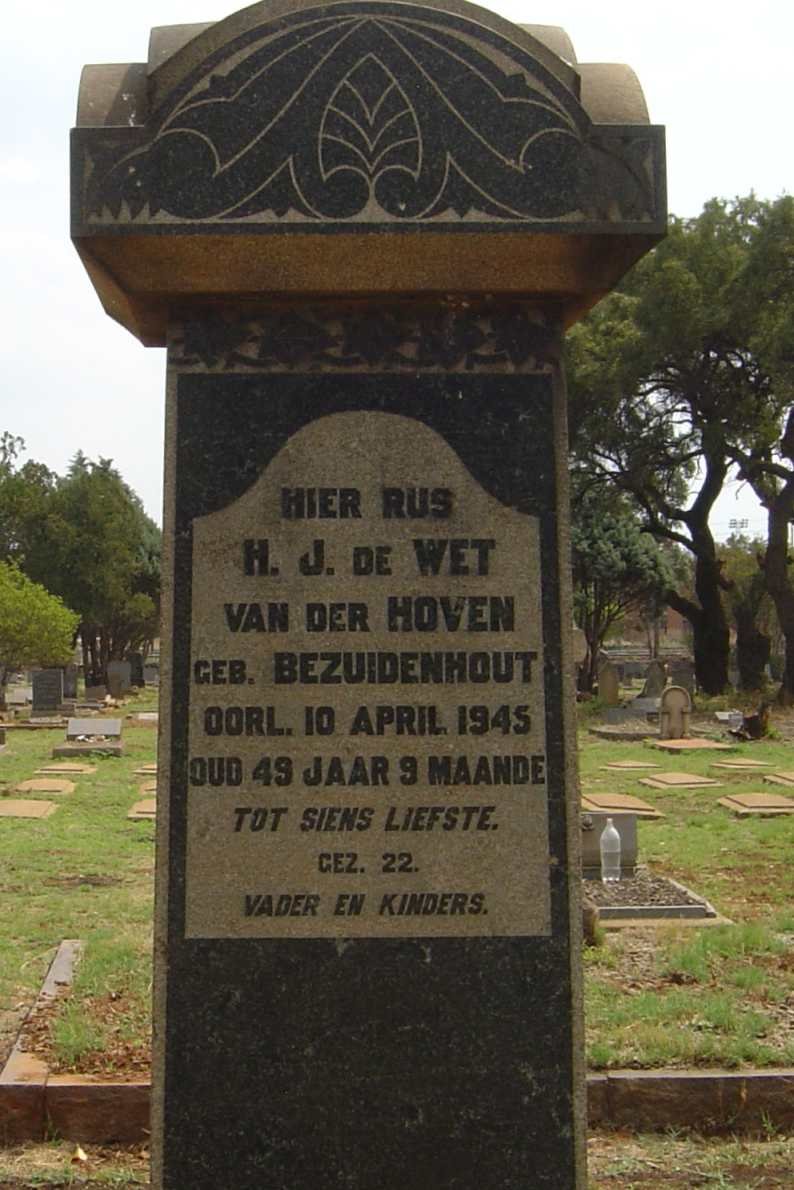 HOVEN H.J. De Wet, van der nee BEZUIDENHOUT  -1945