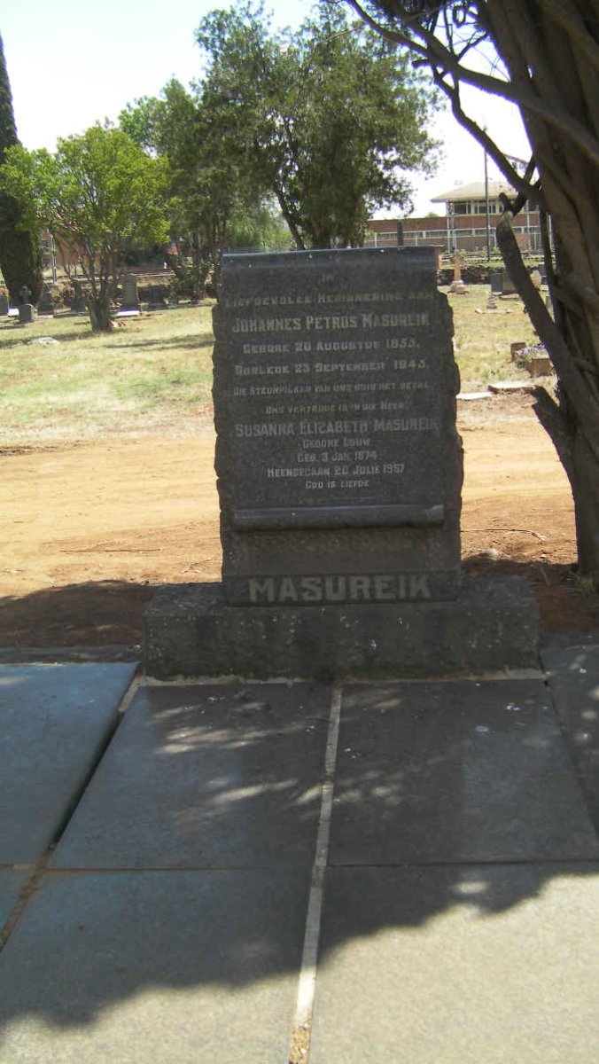 MASUREIK Johannes Petrus 1855-1945 &amp; Susanna Elizabeth LOUW 1874-1957