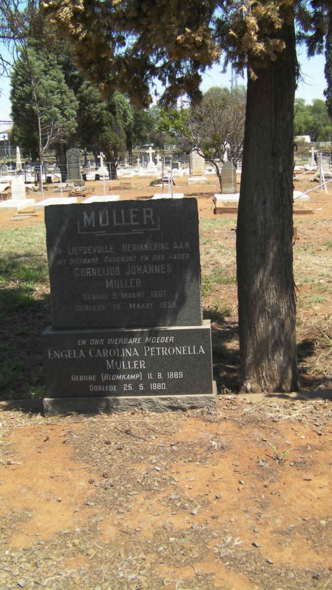 MULLER Cornelius Johannes 1887-1955 &amp; Engela Carolina Petronella BLOMKAMP 1889-1980