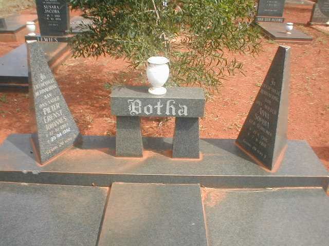 BOTHA Pieter Erenst Johannes 1903-1992 &amp; Anna Sophia