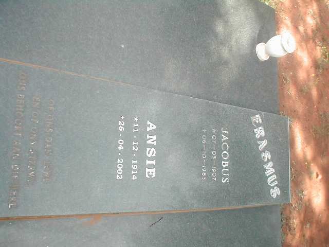ERASMUS Jacobus 1907-1983 &amp; Ansie 1914-2002