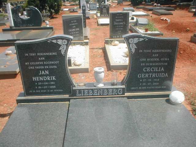 LIEBENBERG Jan Hendrik 1911-1988 &amp; Cecilia Gertruida 1913-2003