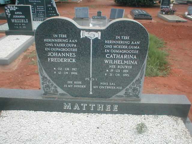 MATTHEE Johannes Frederick 1917-1998 &amp; Catharina Wilhelmina BOUWER 1919-1995