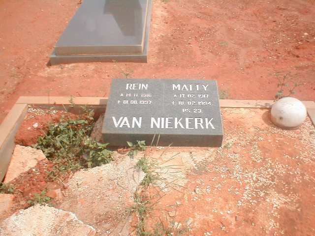NIEKERK Rein, van 1916-1997 &amp; Matty 1917-1994