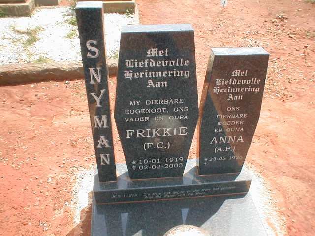 SNYMAN Frikkie F C 1919-2003 &amp; Anna A P 1926-