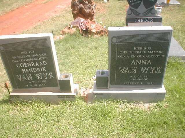 WYK Coenraad Hendrik, van 1912 - 2000 &amp; Anna 1911 - 2003