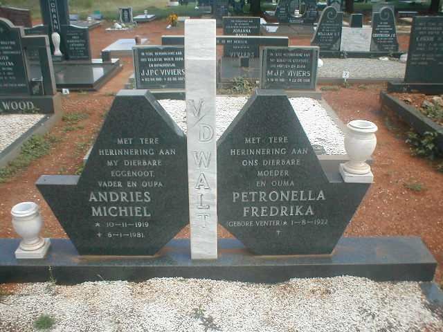 WALT Andries Michiel, v.d. 1919-1981 &amp; Petronella Fredrika VENTER 1922-