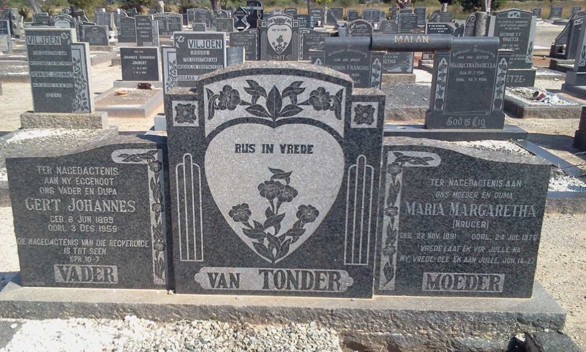 TONDER Gert Johannes, van 1889-1959 &amp; Maria Margaretha KRUGER 1891-1976