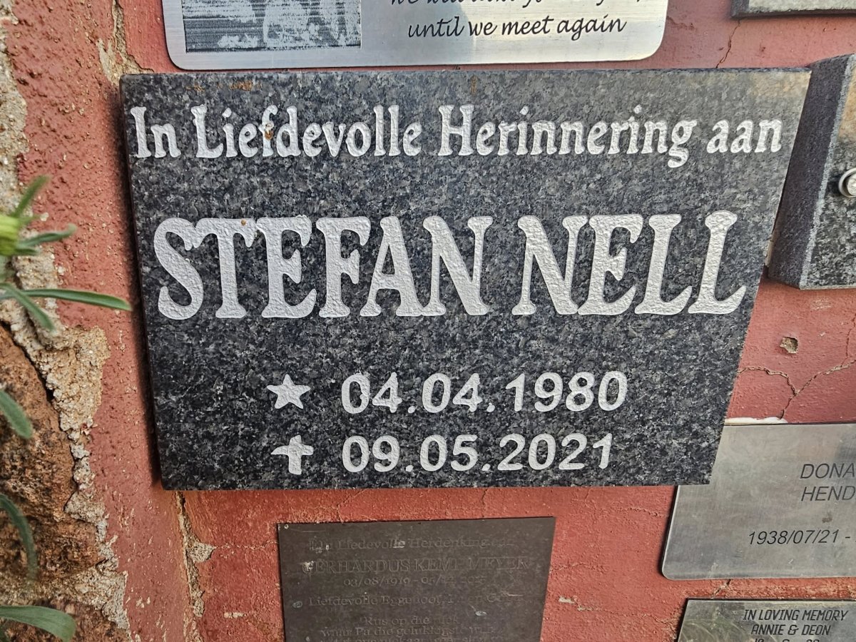 NELL Stefan 1980-2021