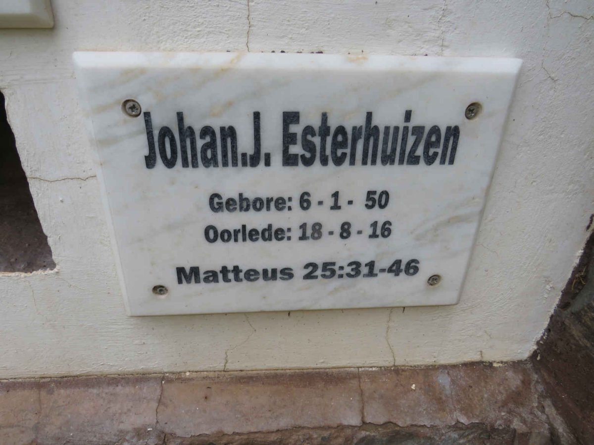 ESTERHUIZEN Johan J. 1950-2016