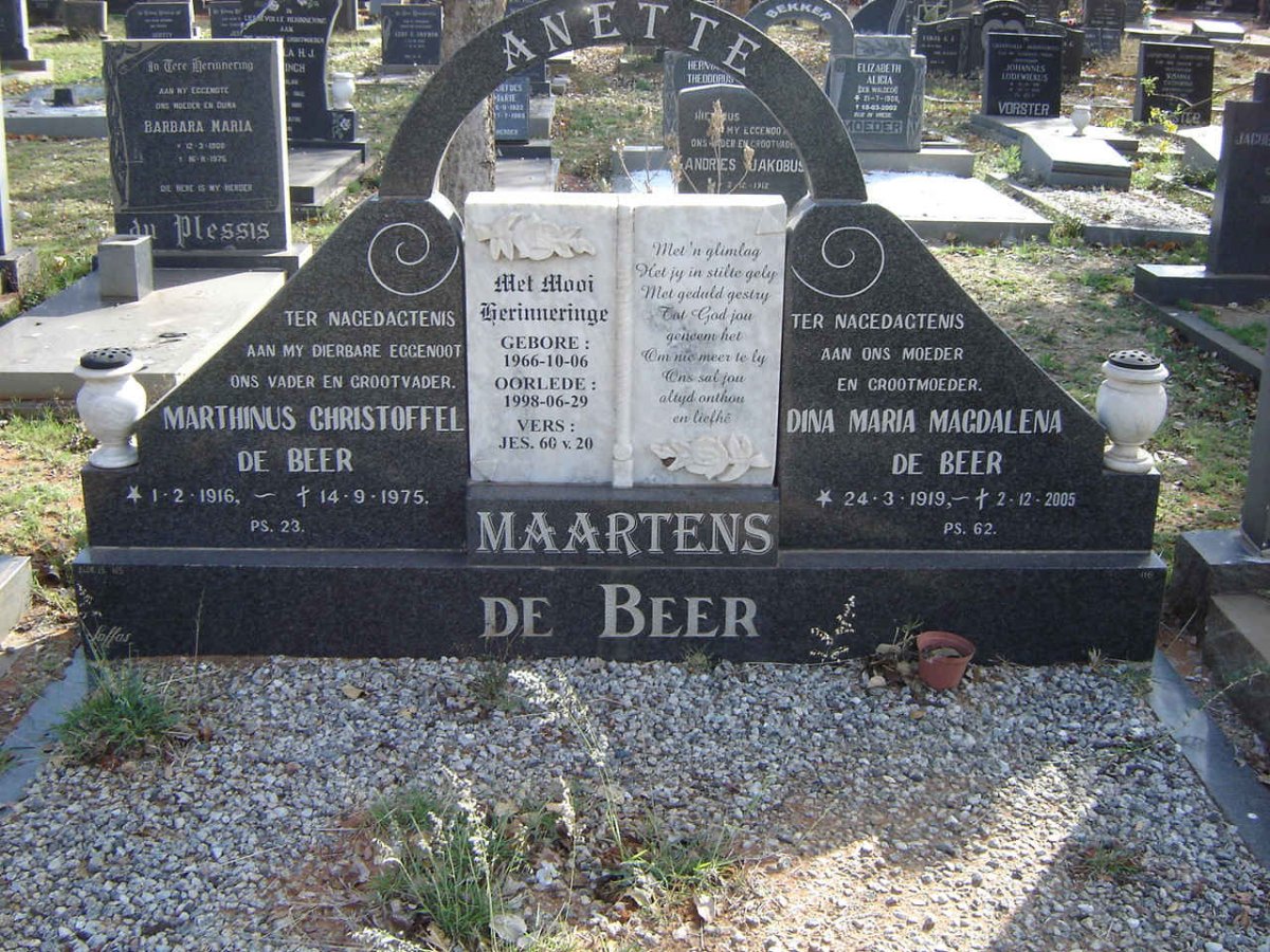 BEER Marthinus Christoffel, de 1916-1975 &amp; Dina Maria 1919-2005 :: MAARTENS Anette 1966-1998