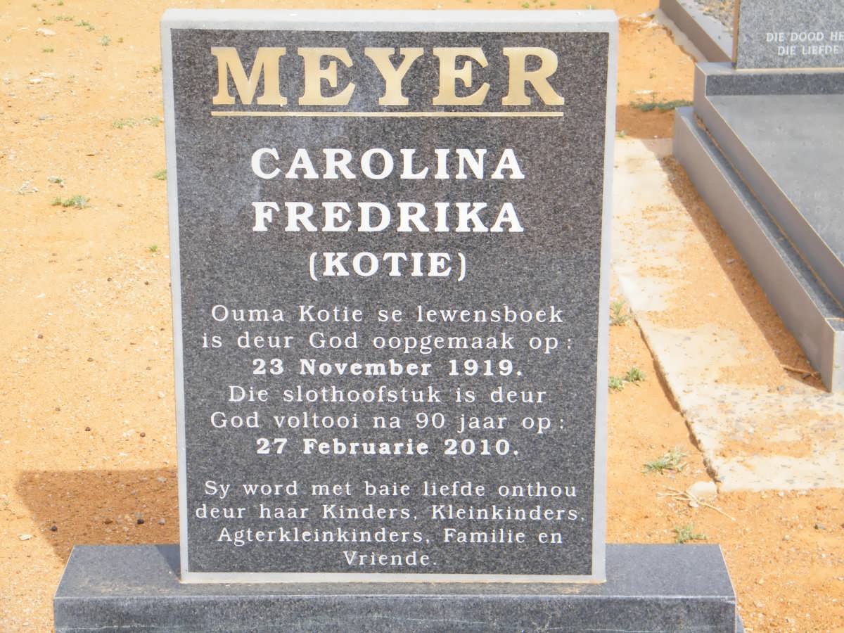 MEYER Carolina Fredrika 1919-2010