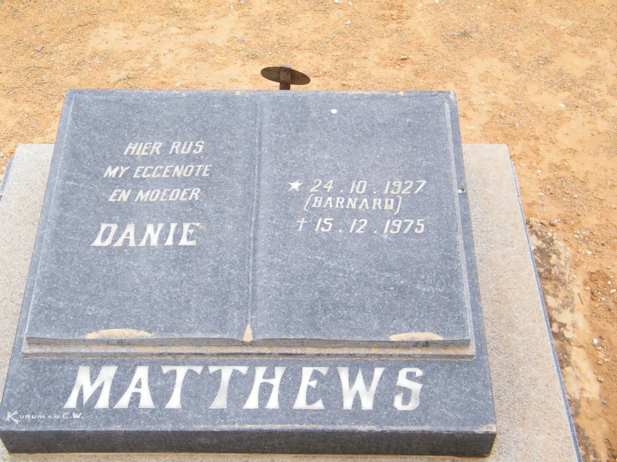 MATHEWS Danie nee BARNARD 1927-1975