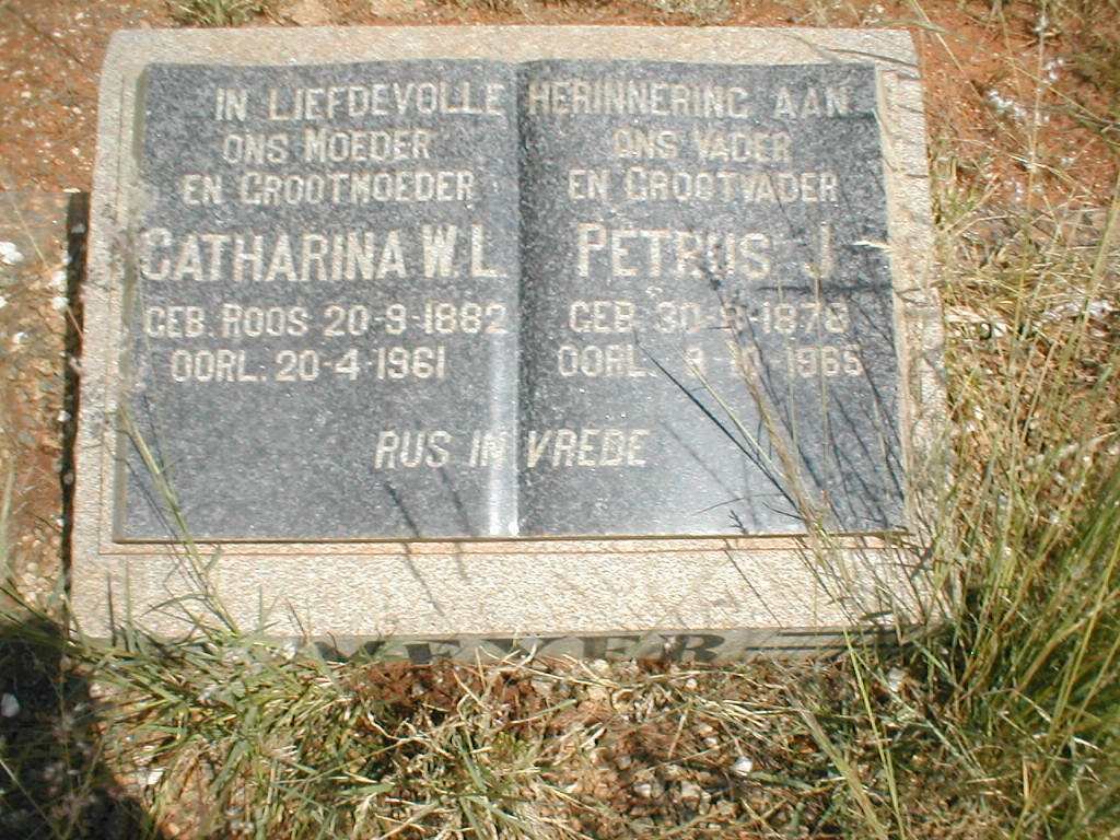 MEYER Petrus J. 1878-1966 &amp; Catharina W.L. ROOS 1882-1961