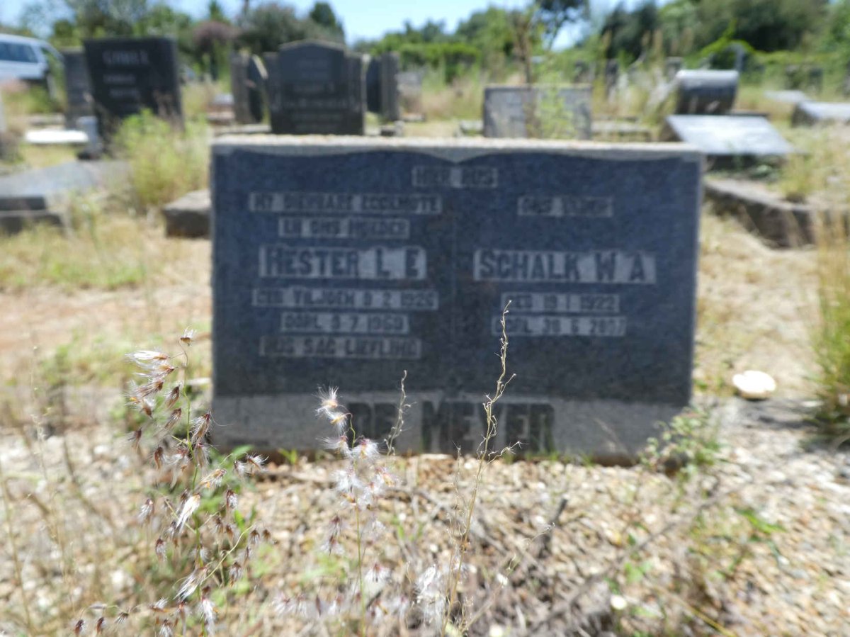 MEYER Schalk W.A., de 1922-20?7 &amp; Hester L.E. VILJOEN 192?-1959