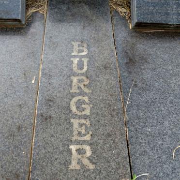 BURGER Willem Jacobus 1910-1998 & Aletta Alida Regina JOUBERT 1907-1996_1