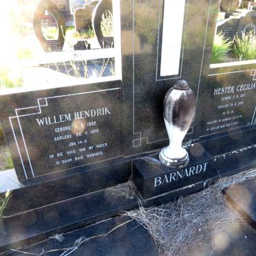 BARNARDT Willem Hendrik 1902-1975 & Hester Cecilia 1917-2010_1