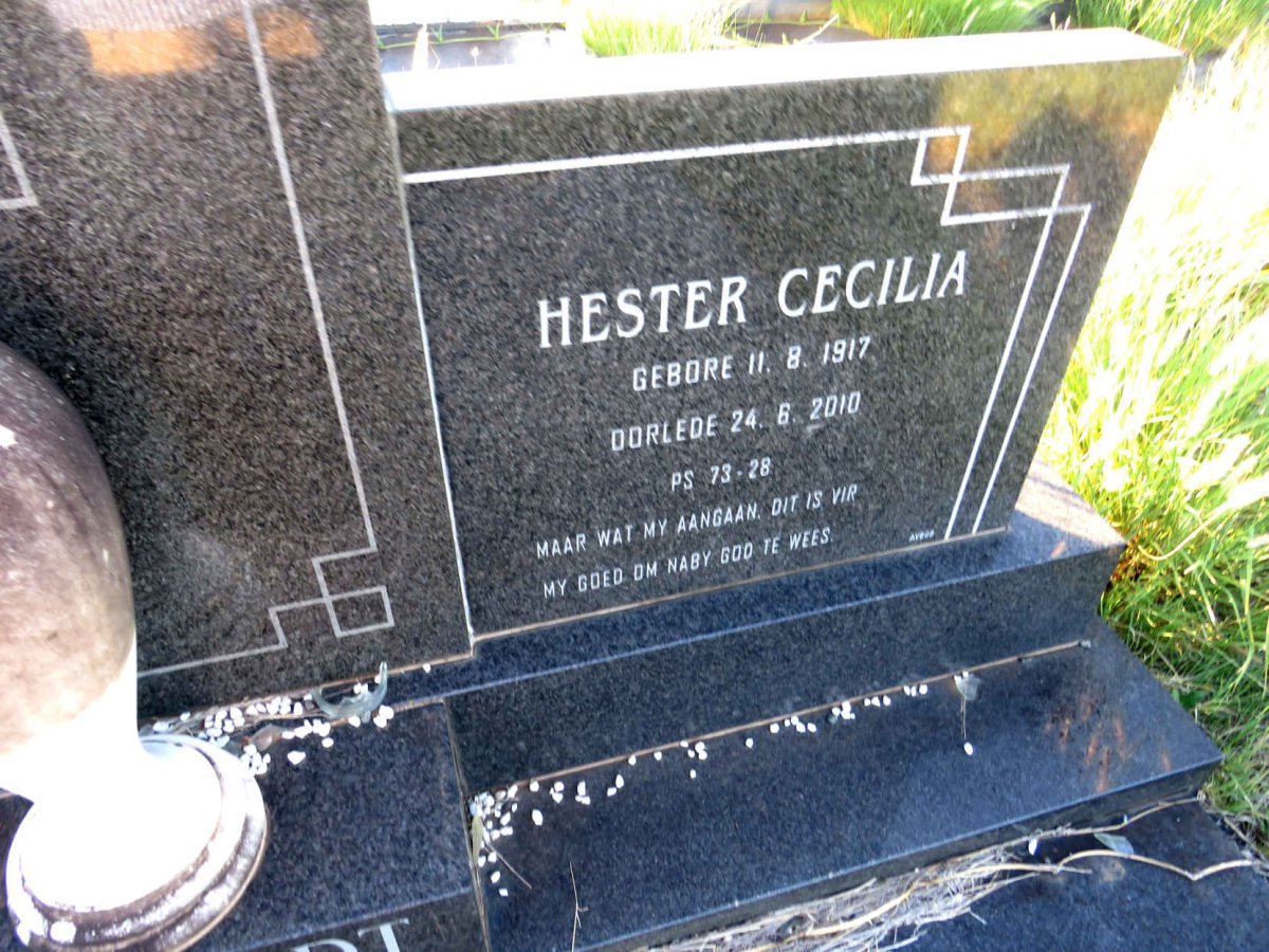 BARNARDT Willem Hendrik 1902-1975 & Hester Cecilia 1917-2010_2
