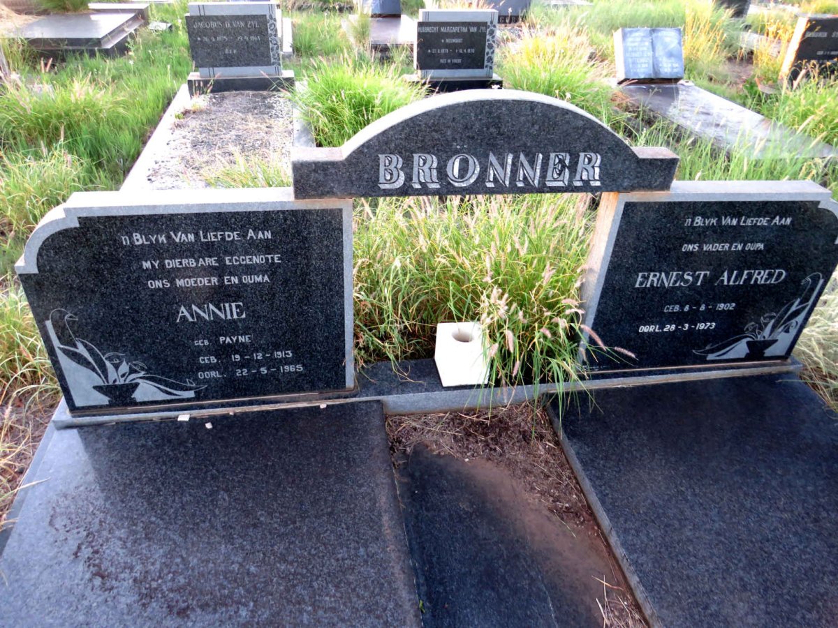 BRONNER Ernest  Alfred 1902-1973 & Annie PAYNE 1913-1965