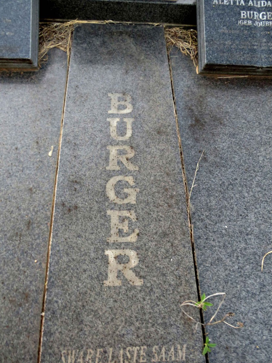 BURGER Willem Jacobus 1910-1998 & Aletta Alida Regina JOUBERT 1907-1996_1