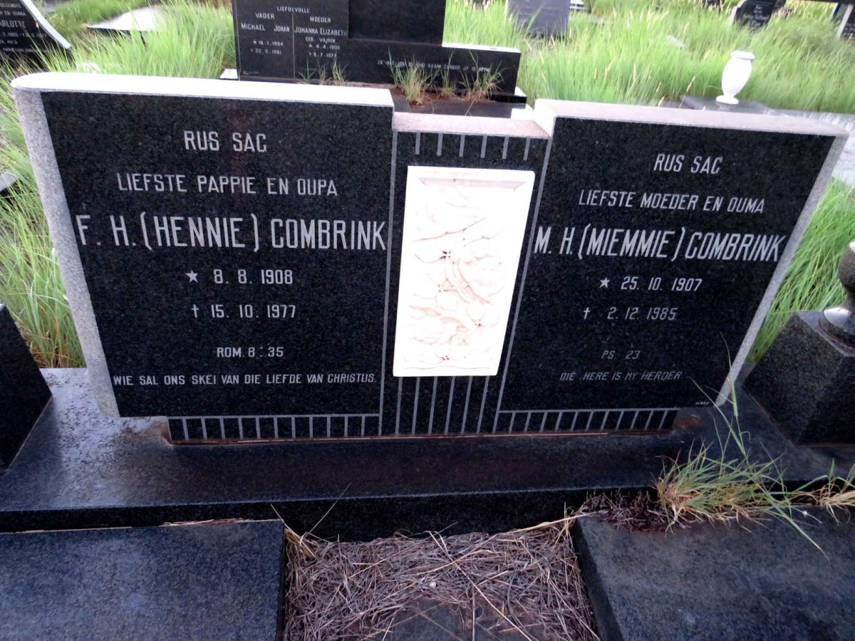 COMBRINK F.H. 1908-1977 & M.H. 1907-1985