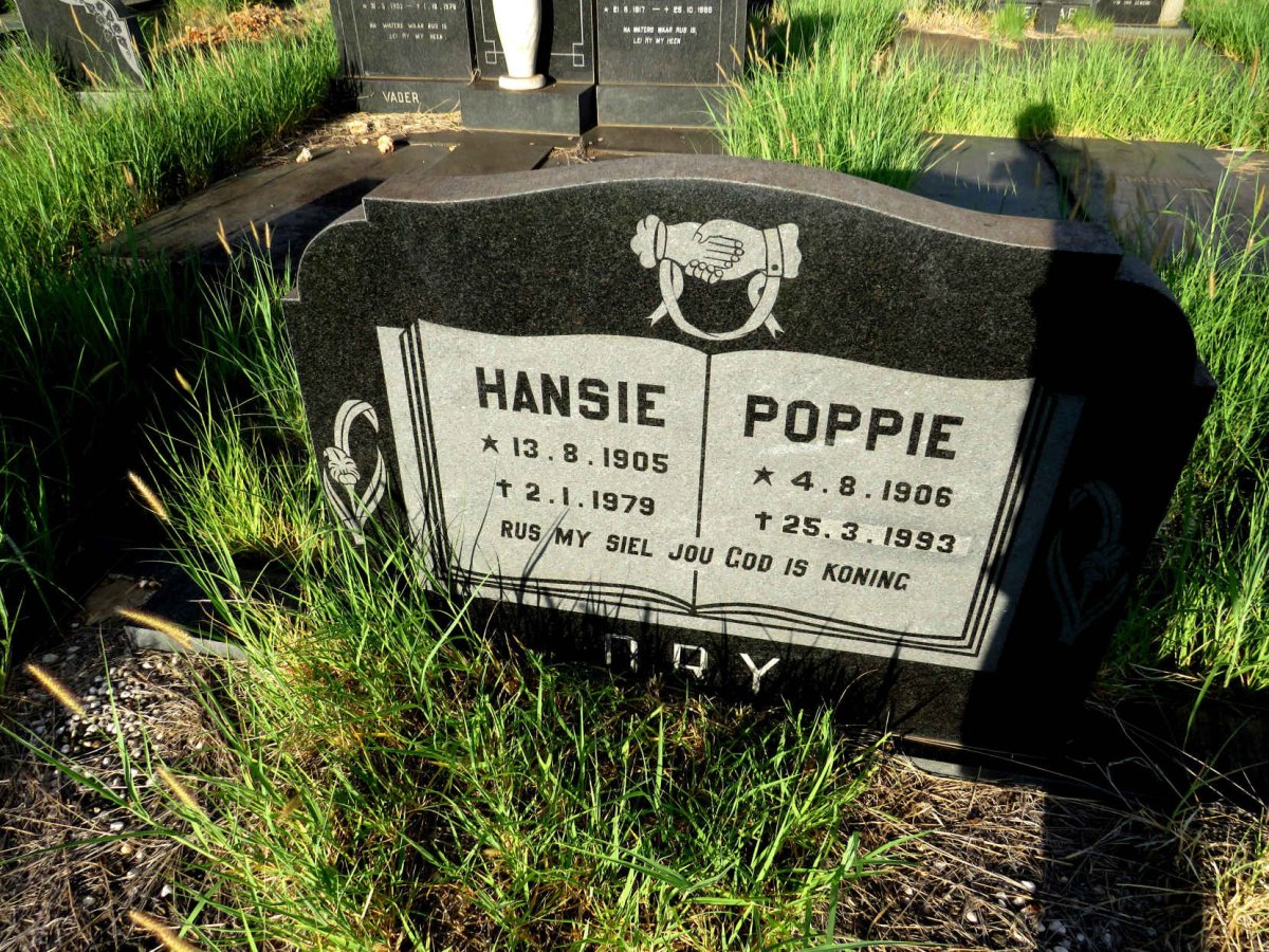 DRY Hansie 1905-1979 & Poppie 1906-1993