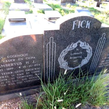 FICK Lambertus H.J. 1899-1974 & Elizabeth C. ERASMUS 1903-1984