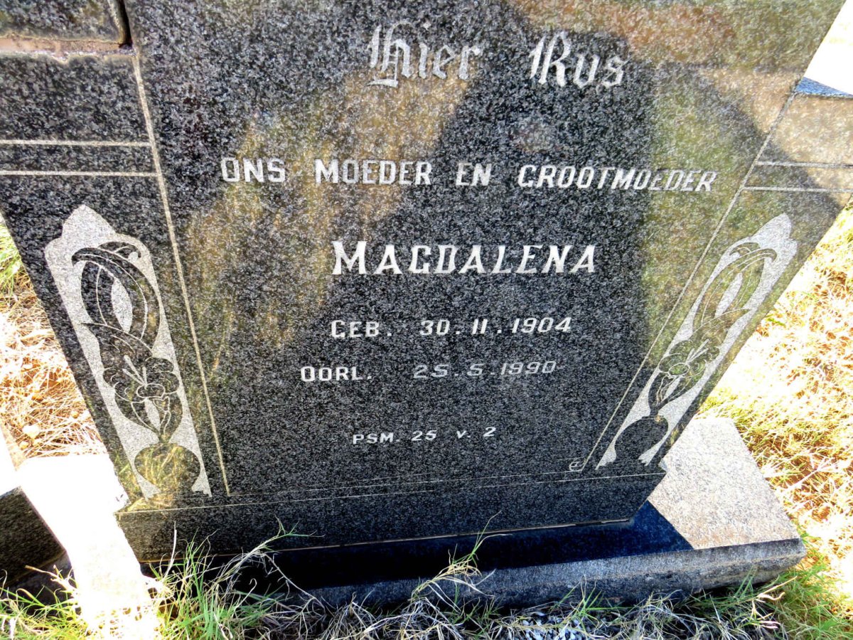 HUYSER Jacobus S. 1899-1969 & Magdalena 1904-1990_3