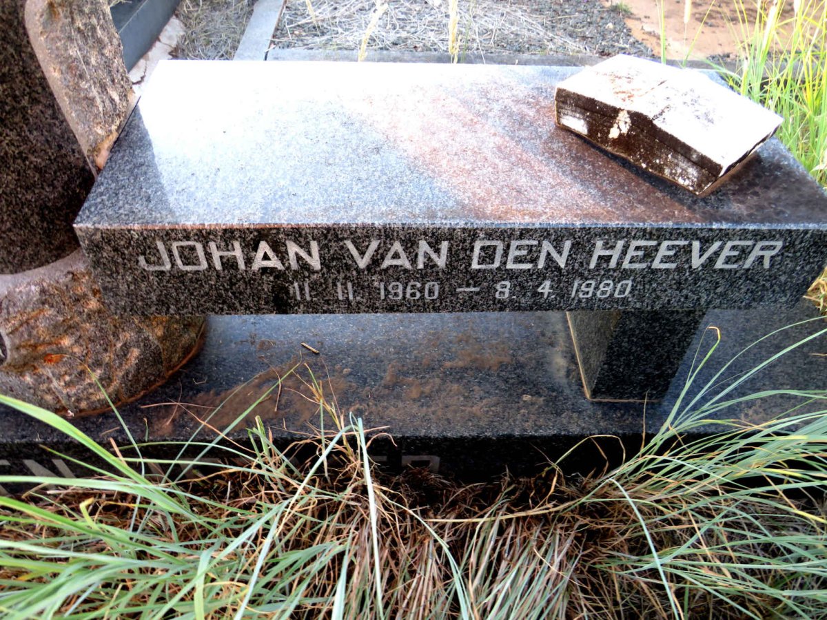 HEEVER Matthys J., van den 1936-1976 :: HEEVER Johan, van den 1960-1980_3