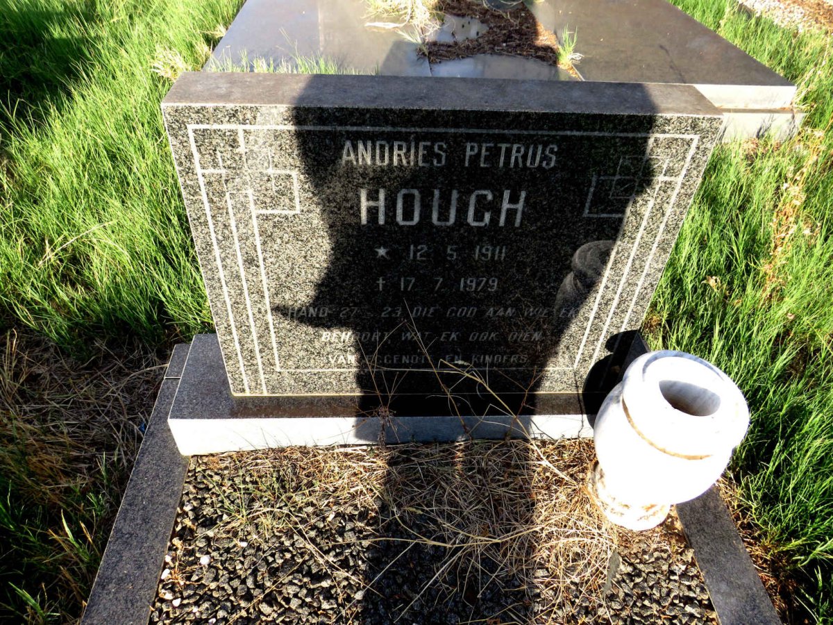 HOUGH Andries Petrus 1911-1979