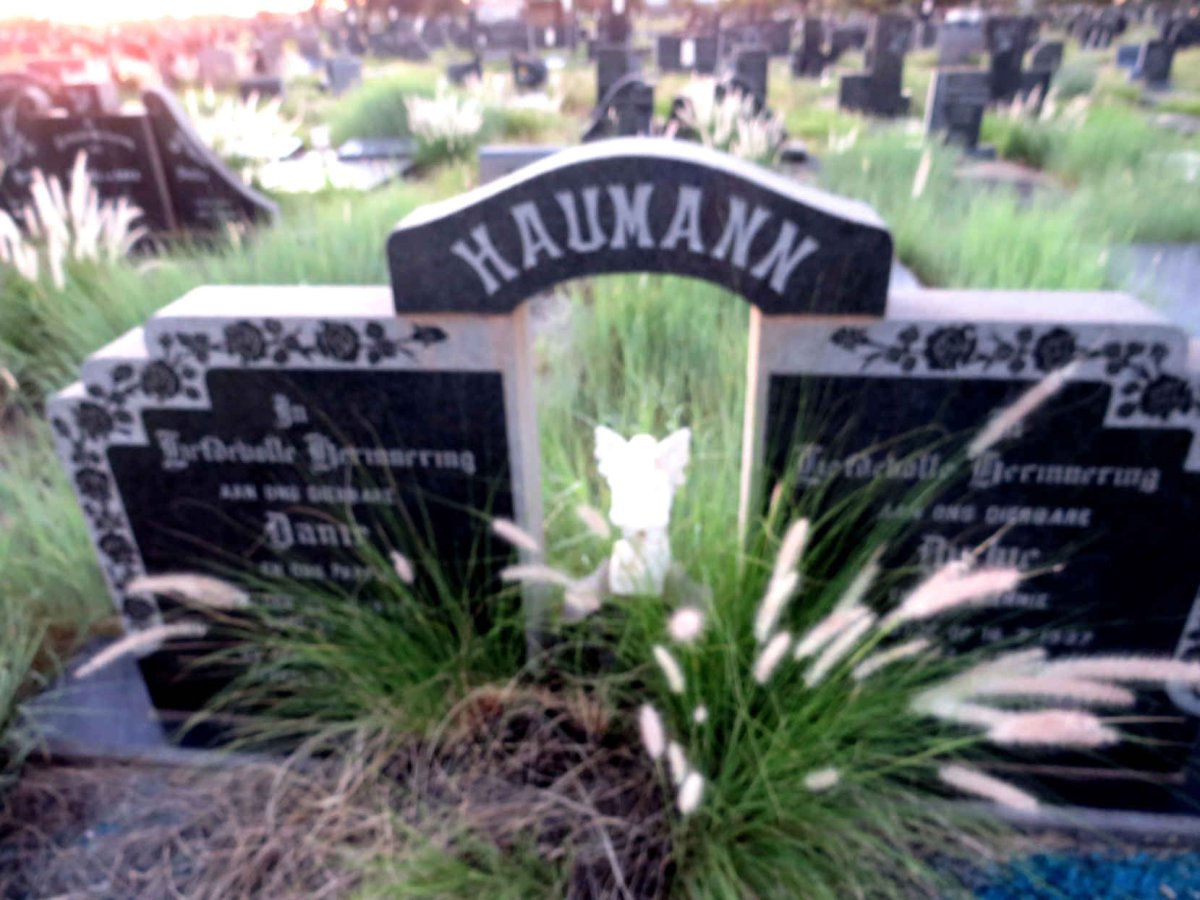HAUMANN Danie 1936-1965 & Dirkie KOTZE 1937-1965_1