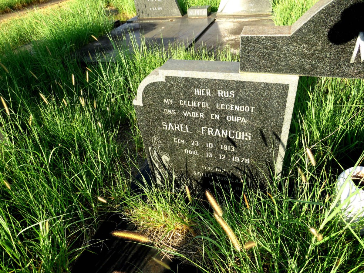 MARAIS Sarel Francois 1913-1978 & Elsie Sophia Aletta BURGER 1914-2005_2