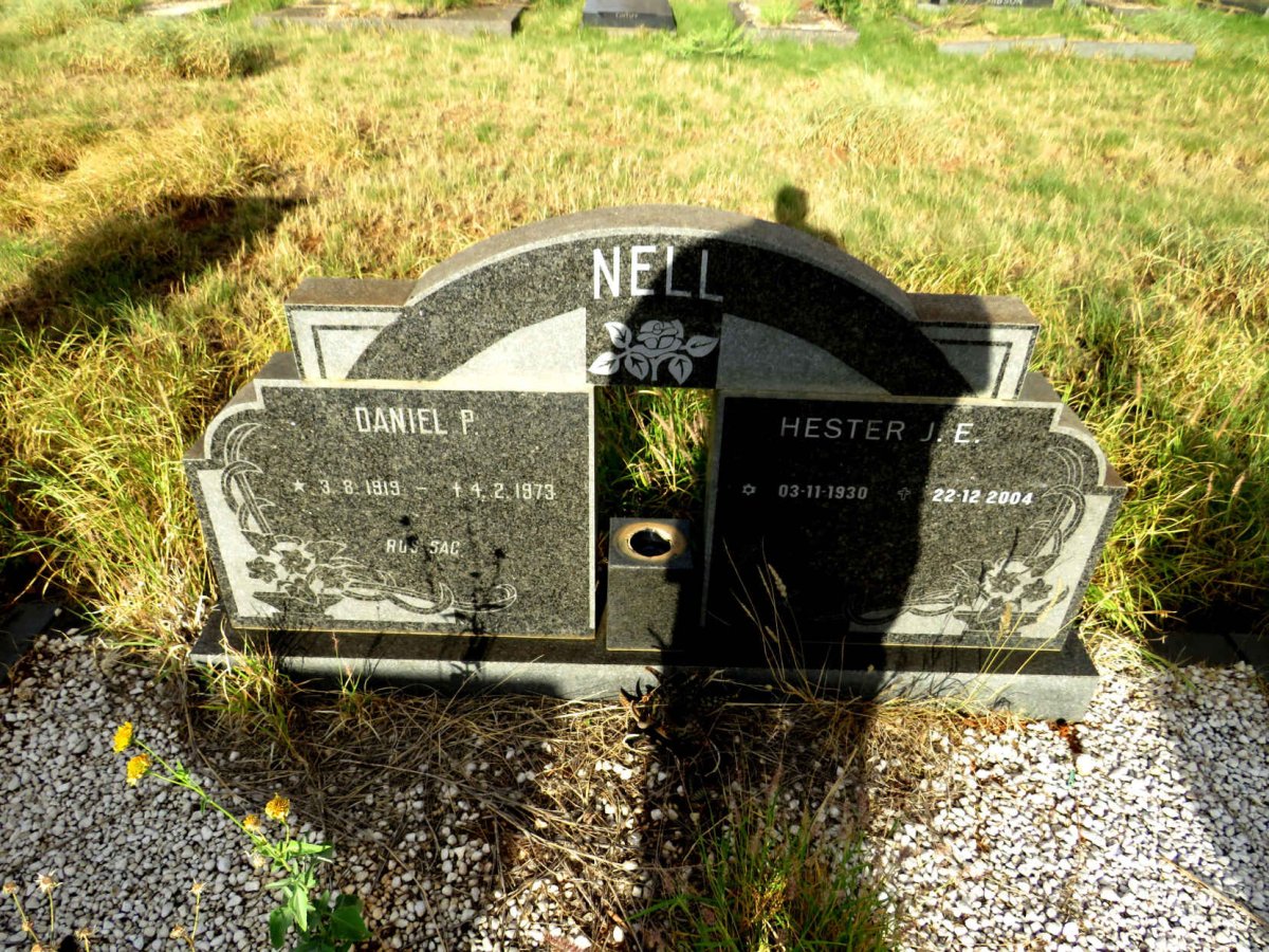 NELL Daniel P. 1919-1973 & Hester J.E. 1930-2004