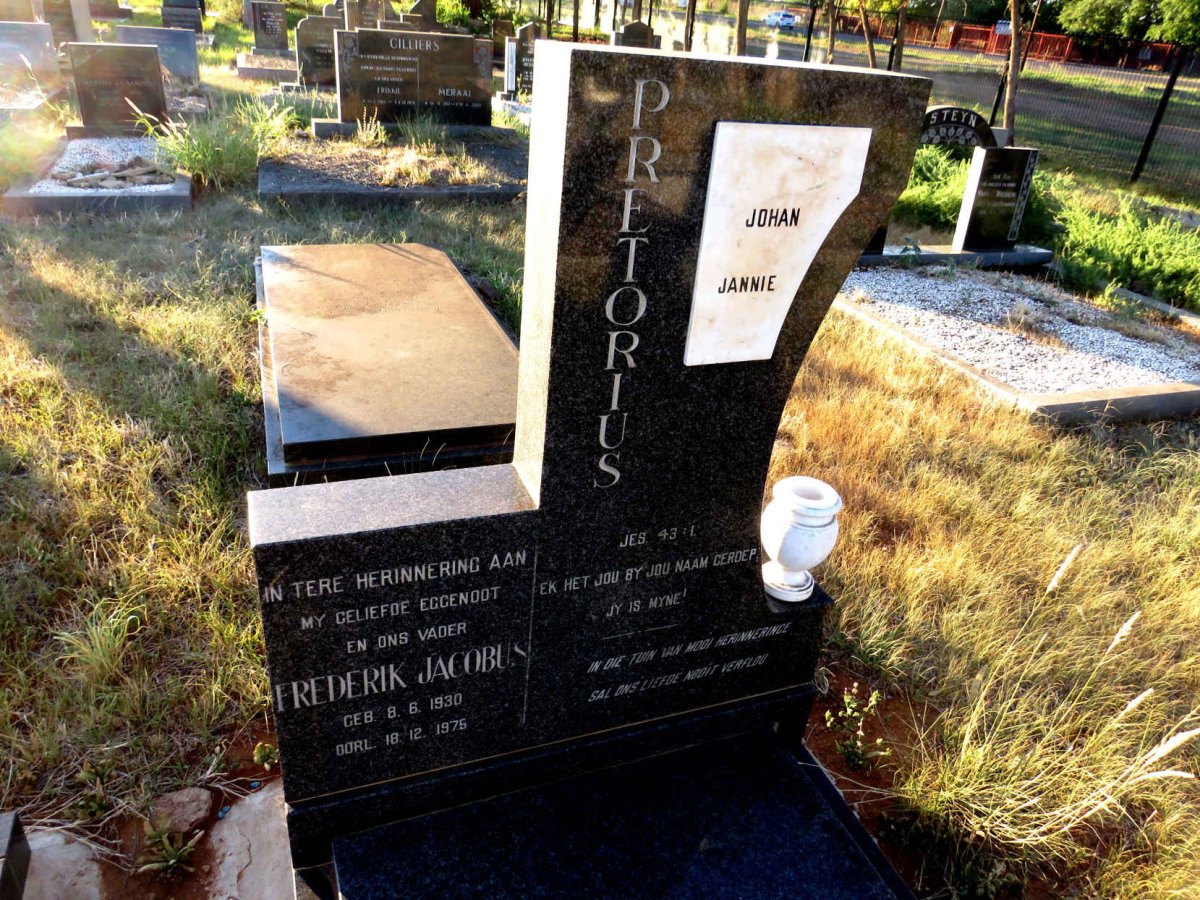 PRETORIUS Frederik Jacobus 1930-1975