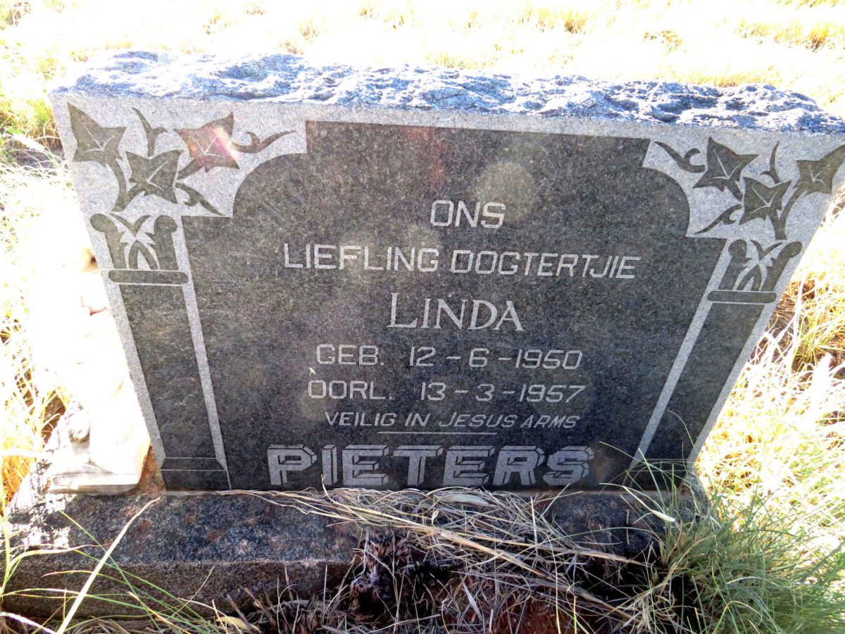 PIETERS Linda 1950-1957