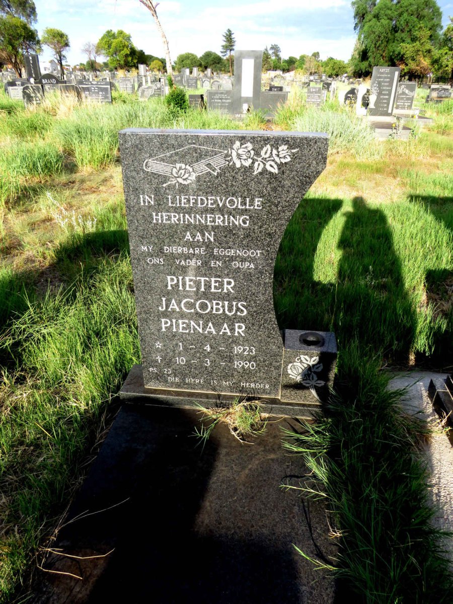 PIENAAR Pieter Jacobus 1923-1990