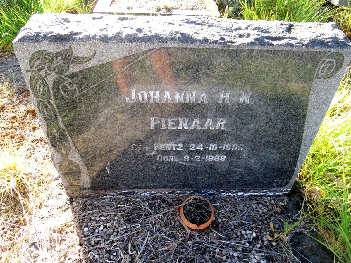 PIENAAR Johanna H.W. nee MENTZ 1896-1968