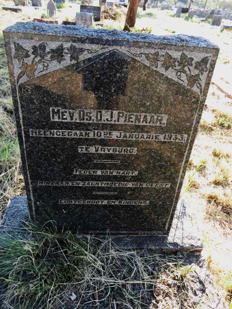 PIENAAR D.J. -1933