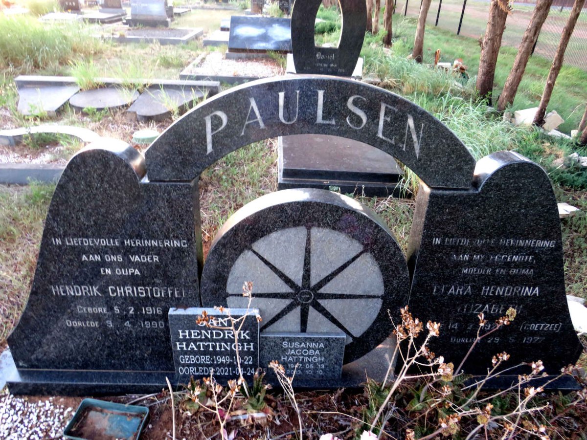 PAULSEN Hendrik Christoffel 1916-1990 & Clara Hendrina Elizabeth COETZEE 1924-1977 :: HATTINGH Jan Hendrik 1949-2021 & Susanna Jacoba 1947-2013_1