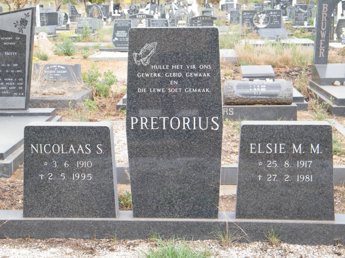 PRETORIUS Nicolaas S. 1910-1995 &amp; Elsie M.M. 1917-1981