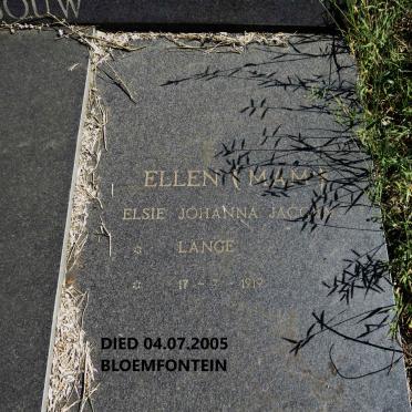 ROSSOUW Johannes Lourence 1917-1997 & Elsie Johanna Jacoba LANGE 1919-2005 _2