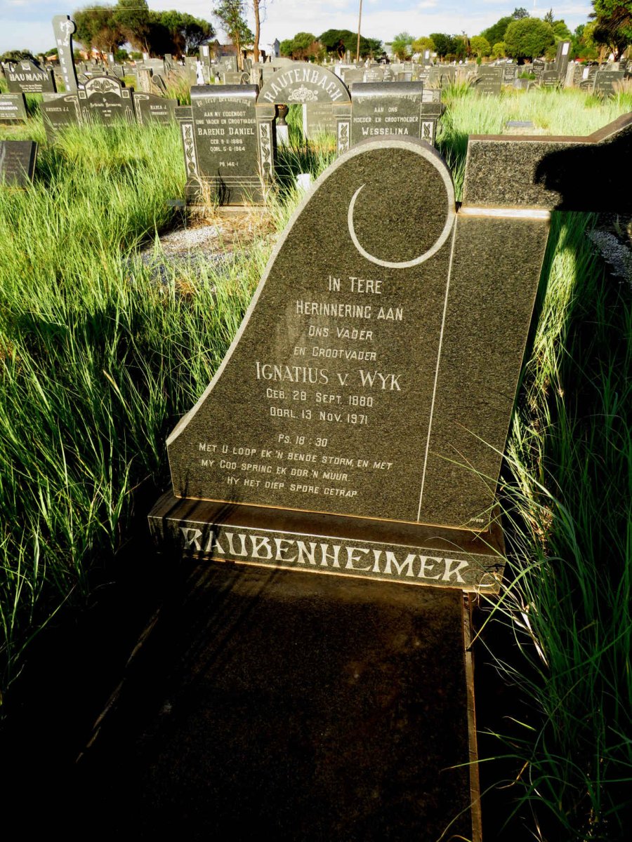 RAUBENHEIMER Ignatius van Wyk 1880-1971 & Anna Maria Alida UYS 1887-1964_1