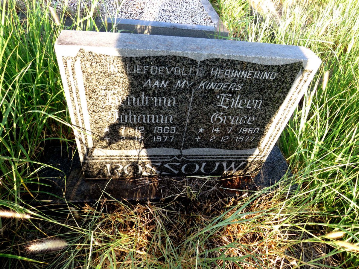 ROSSOUW Eileen Grace 1960-1977 :: ROSSOUW Hendrina Johanna 1963-1977