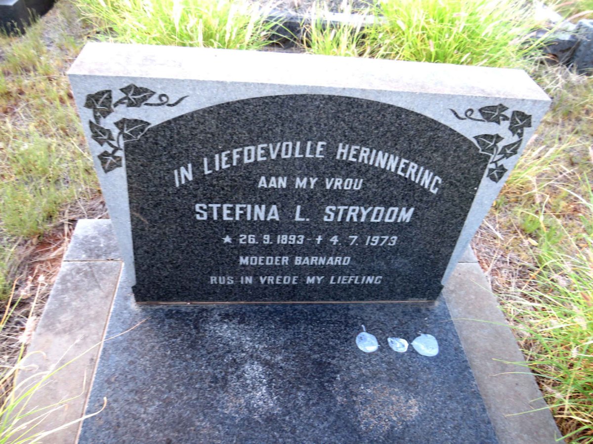 STRYDOM Stefina L. 1893-1973