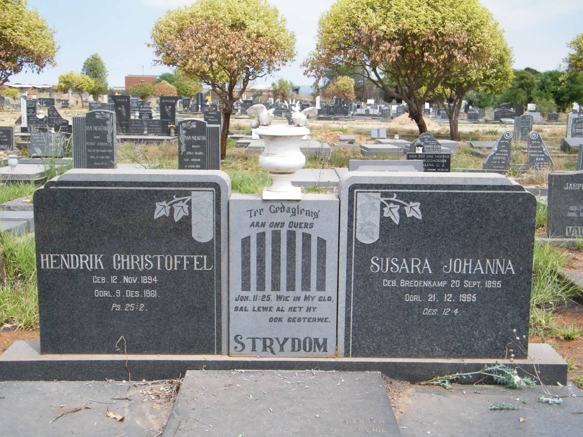 STRYDOM Hendrik Christoffel 1894-1961 &amp; Susara Johanna BREDENKAMP 1895-1965